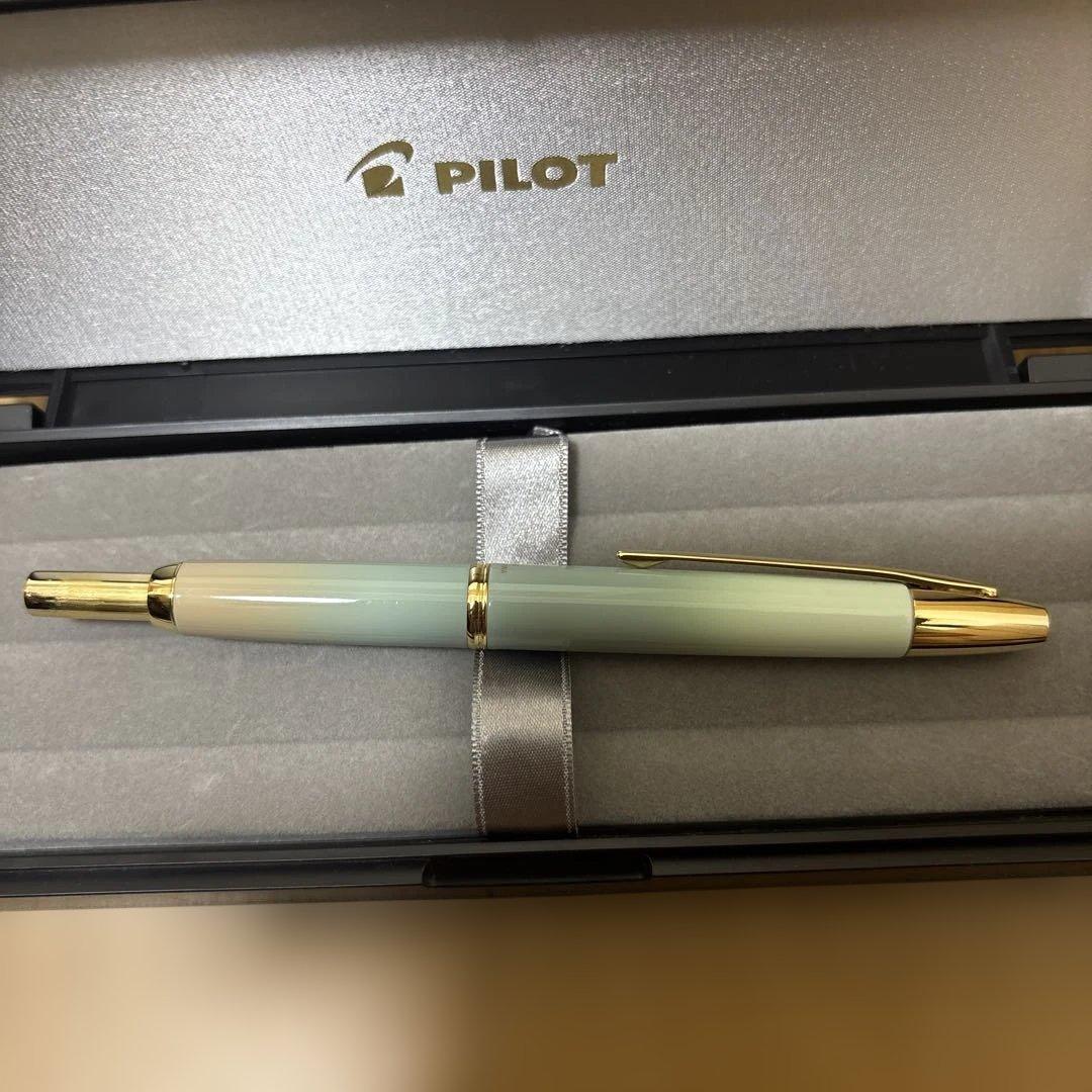 PILOTキャップレスデシモ 東川崎ハーバーミント　ゴールド　EF