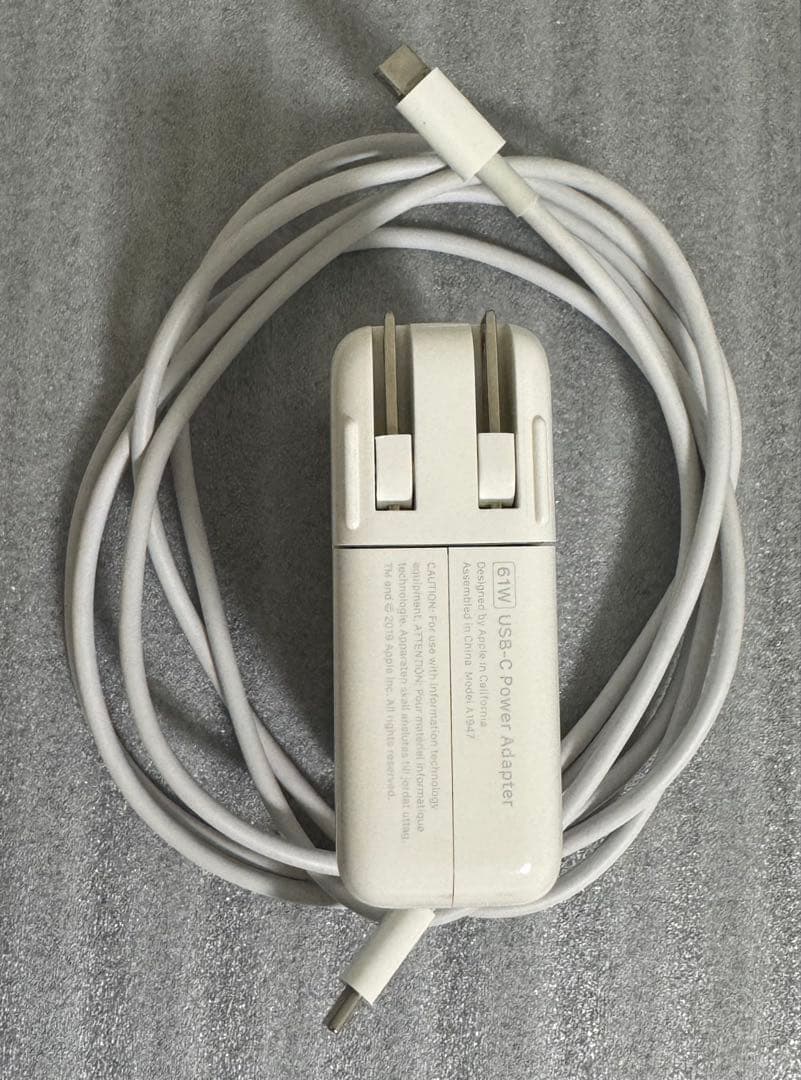 MacBook Pro13 M1 16GB 512GB 充放電273 残量86%