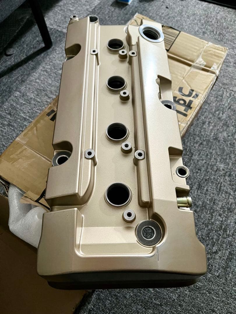 ホンダ S2000 AP2 エンジン ヘッドカバー 再塗装品 ゴールド