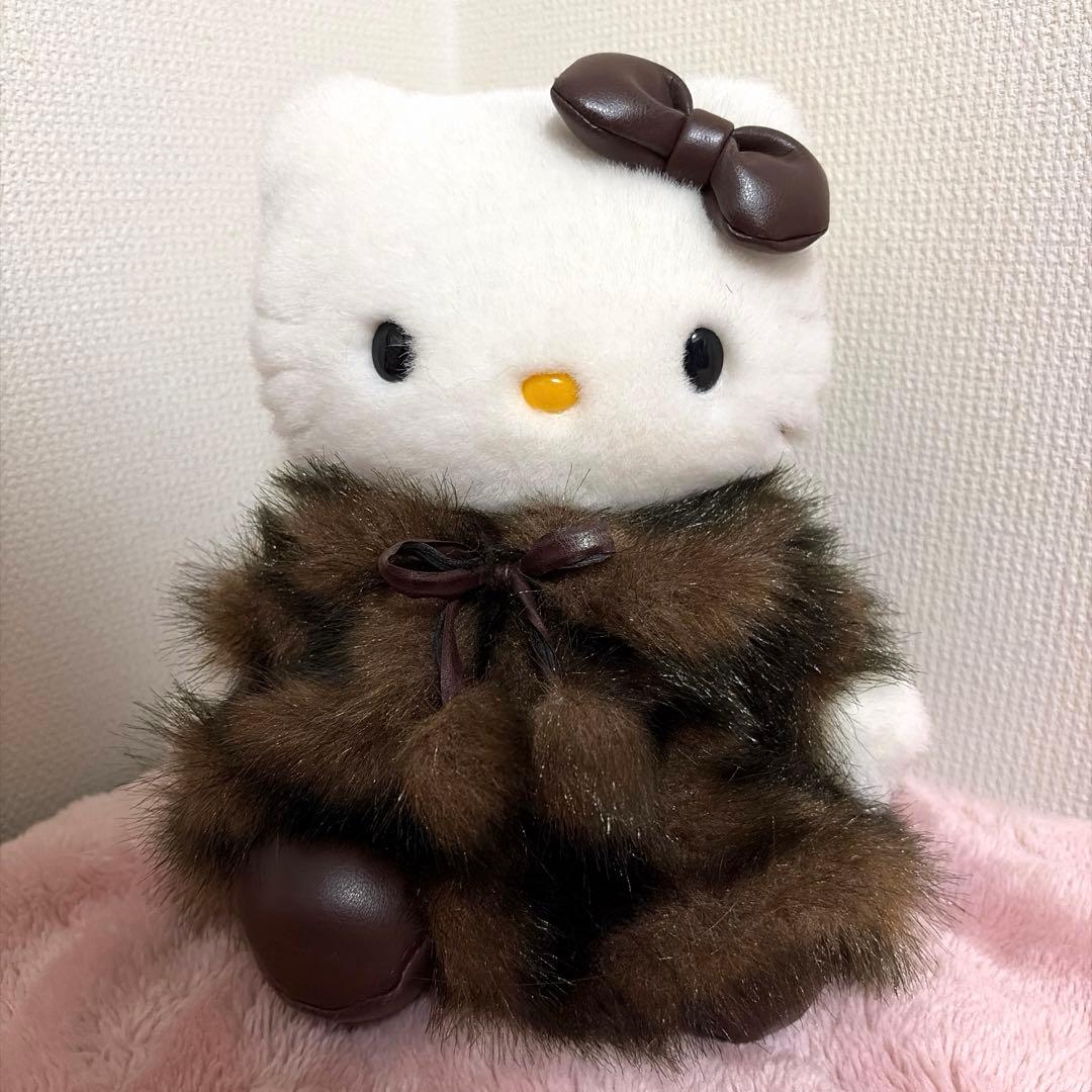 ハローキティ ミンクコート ぬいぐるみ サンリオ