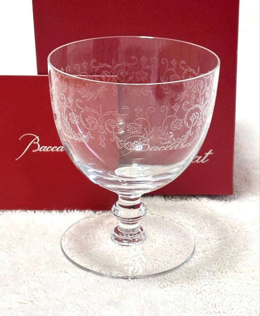新品未使用【Baccarat バカラ　カミラワイングラス エッチング装飾