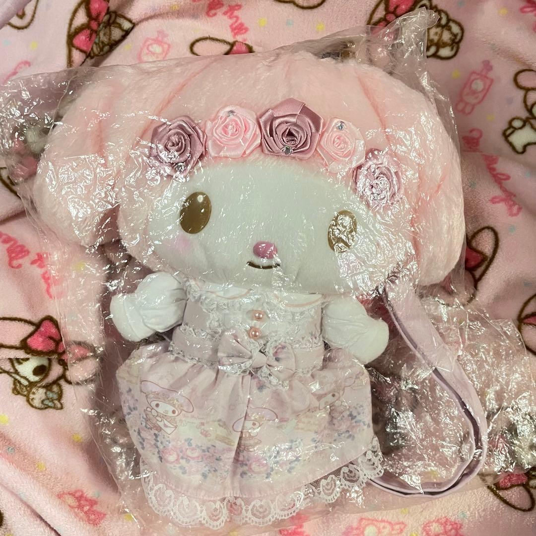 リズリサ　マイメロ リズメロ ワンピース　ぬいぐるみ　マスコット　リュック