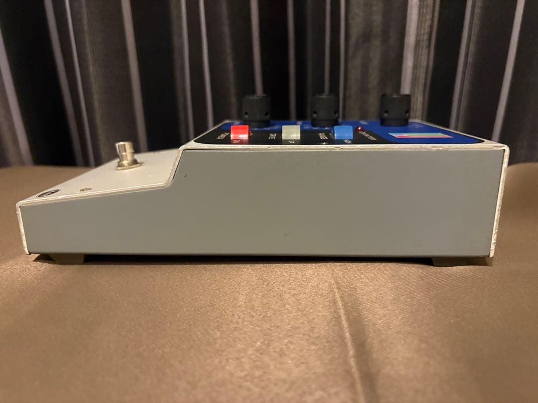 MU-TRON III+ ベースエフェクター