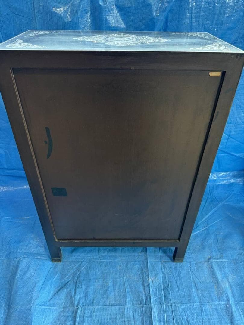 希少　中国美術 中国家具 時代家具 キャビネット 中国古玩 玉石 石細工 観音開