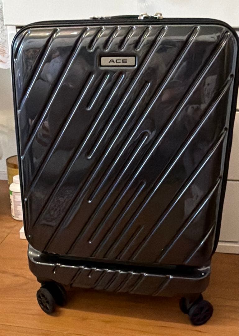 新品未使用 おしゃれ ACE ブラック キャリーケース 機内持ち込みサイズ