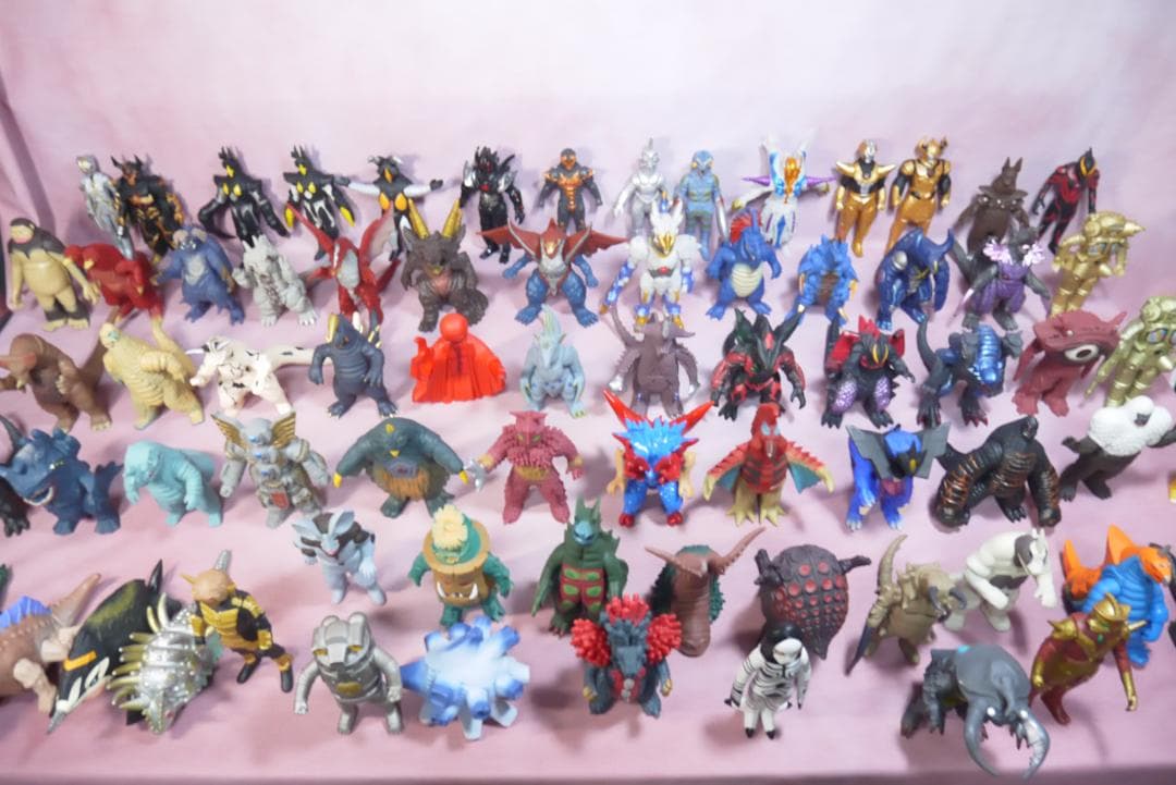 ウルトラ怪獣シリーズ500　怪獣　ソフビ　74体セット