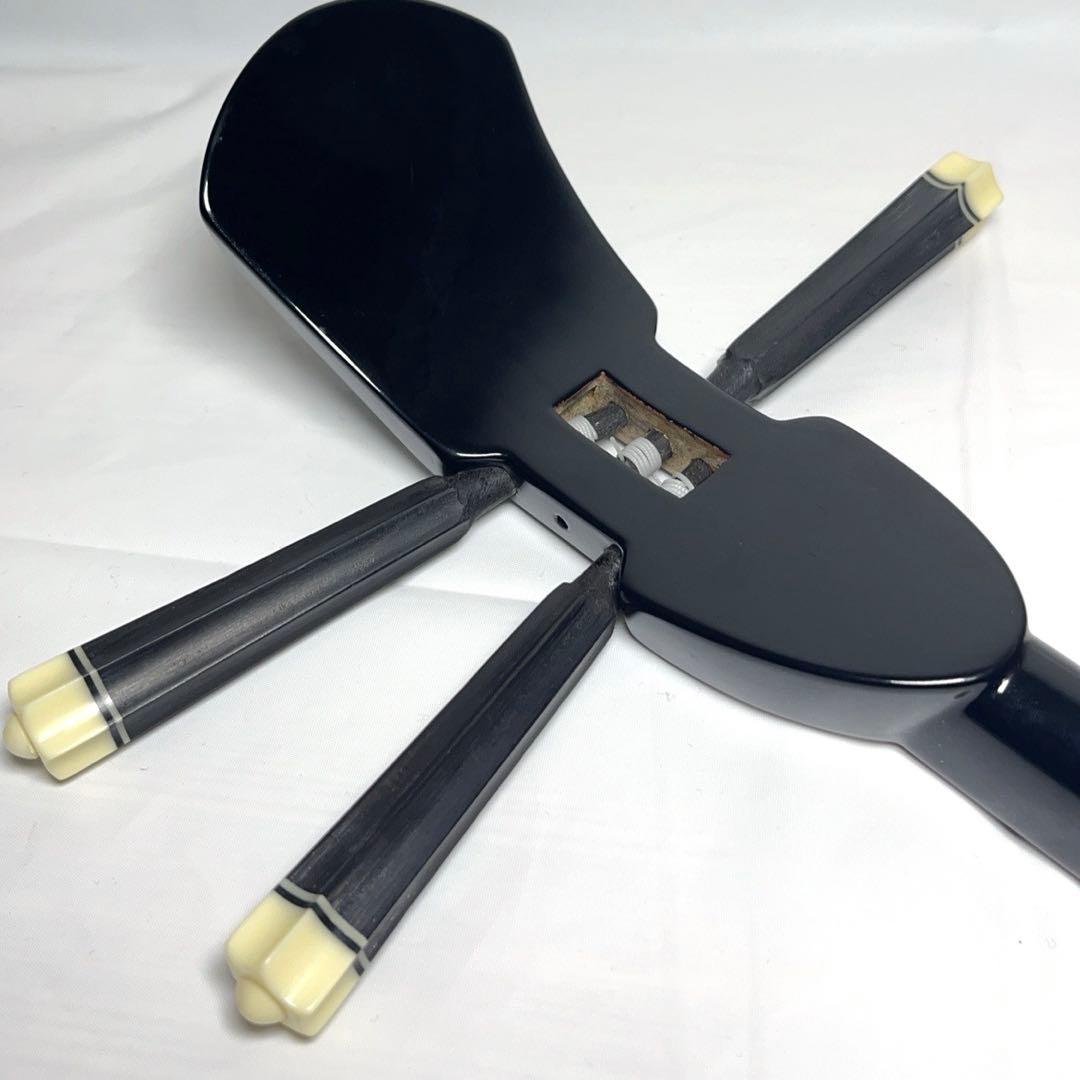 【美品】沖縄三線 蛇皮 民謡楽器 民謡 和楽器 三線 ケース付