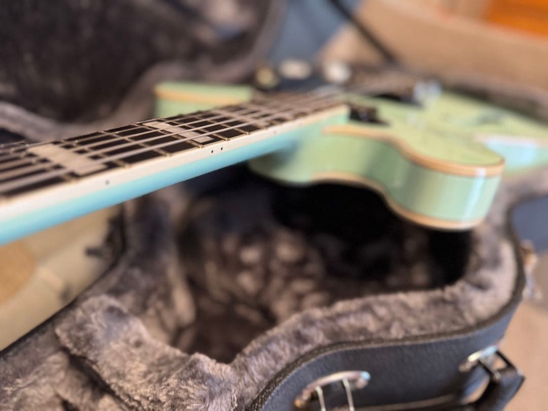 Seventy Seven Guitars セミアコ MG-T P90 335