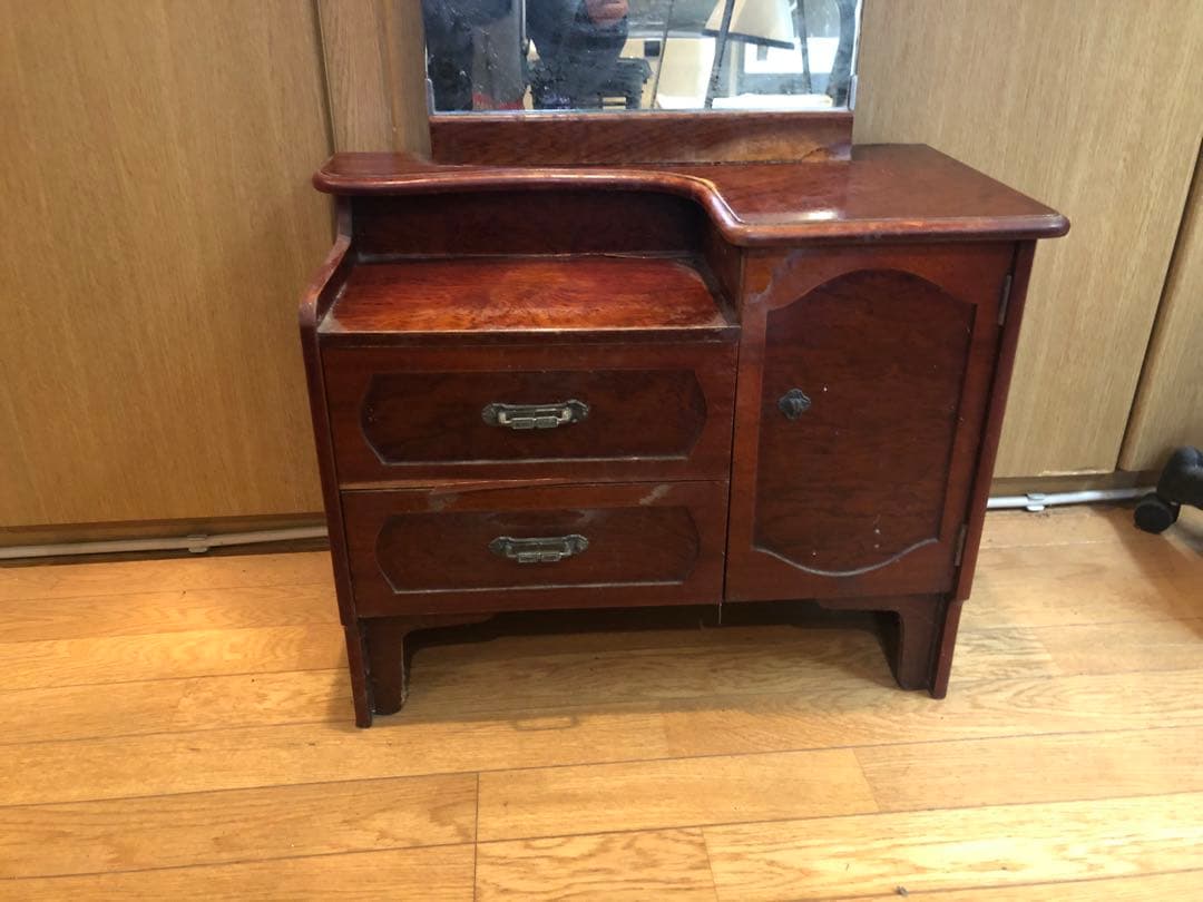 アンティークドレッサー　送料8,600円込み　高さ160㎝×幅60㎝×奥行31㎝