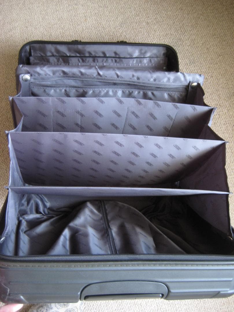 RIMOWA リモワ・ボレロ　ブラック４輪　正規品