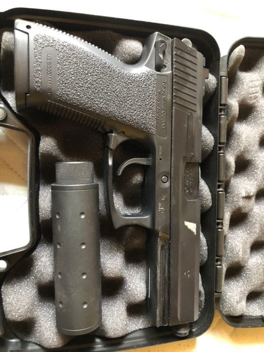 エアガン ケースサイレンサー付き