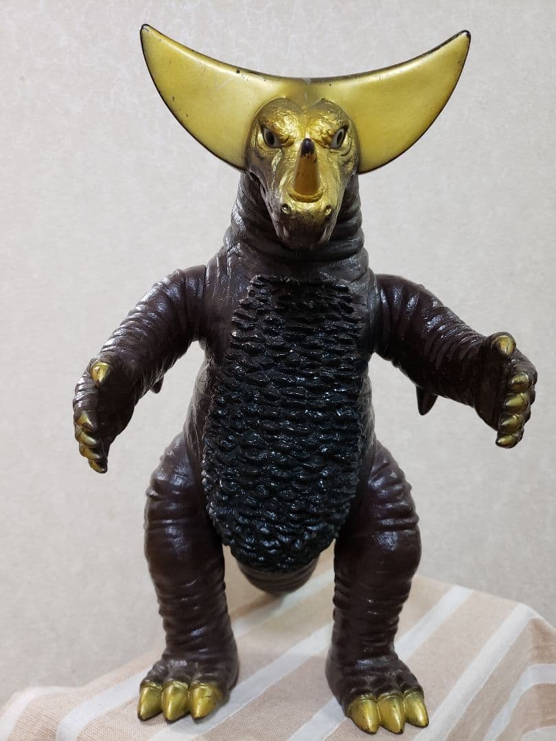 最終値下げ！ゴモラ　フィギュア