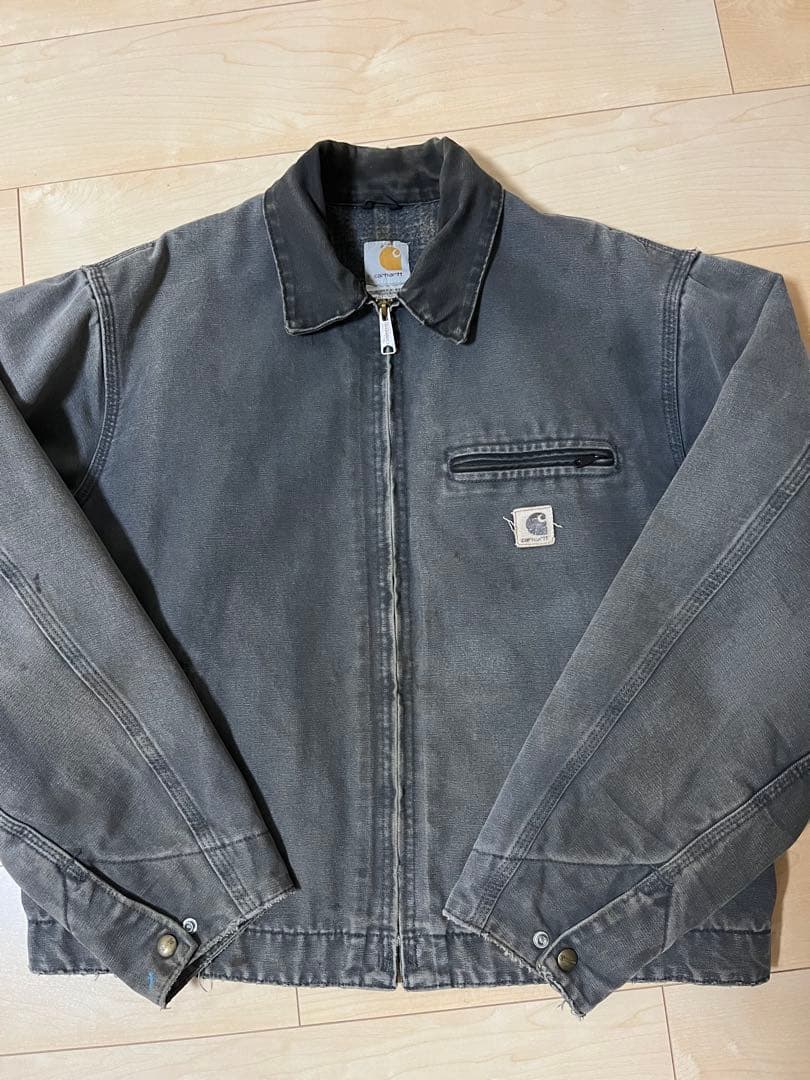 Carhartt ブラック フェード デトロイトジャケット