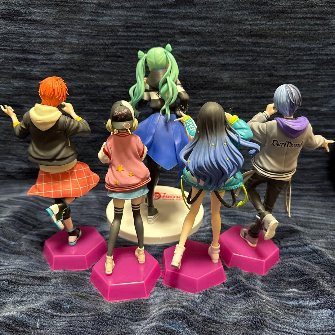 初音ミク　プロセカ　フィギュア　コンプリート　セット