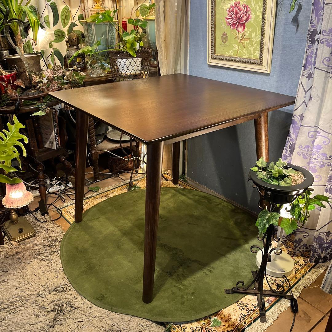 しろ　ヴィンテージ デザイナーズ　コンパクト　　ダイニングテーブル