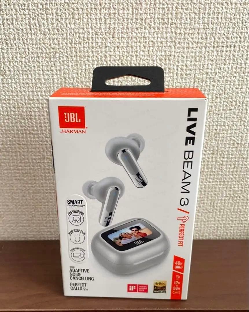 未開封JBL LIVE BEAM3 Bluetooth イヤホン シルバーカラー