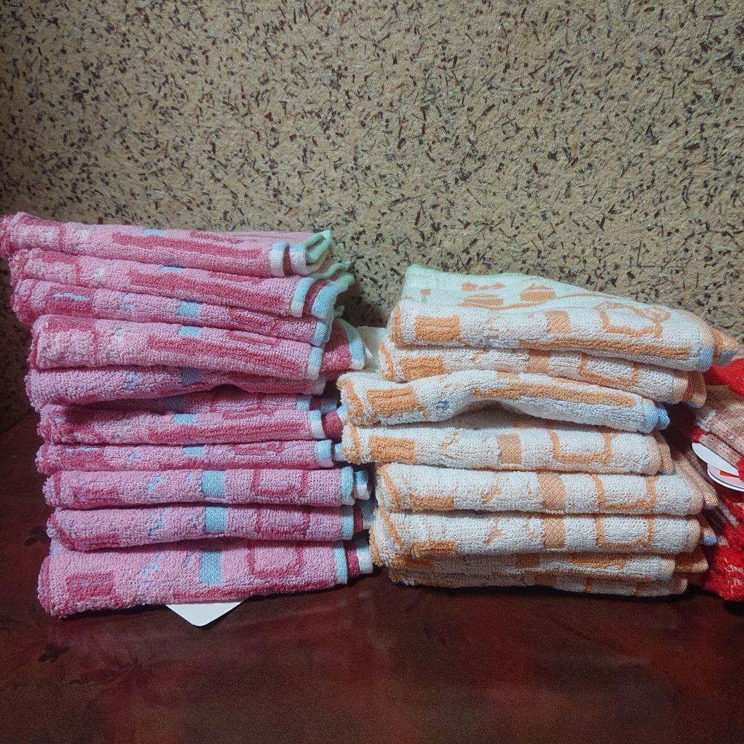 1354 ハローキティハンカチセット