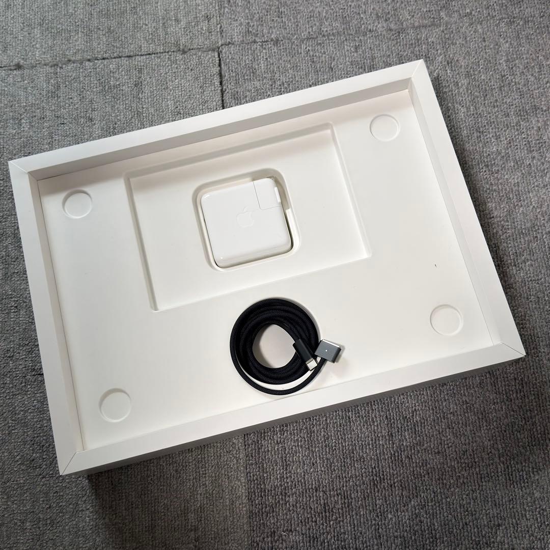 MacBook Pro 14インチ (M3 Pro) 18GB/512GB