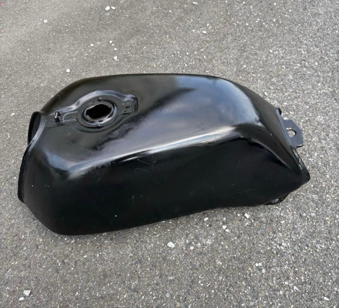 『激安』cb400n ガソリンタンク 穴あきなし　燃料漏れなし250 バブ　N用