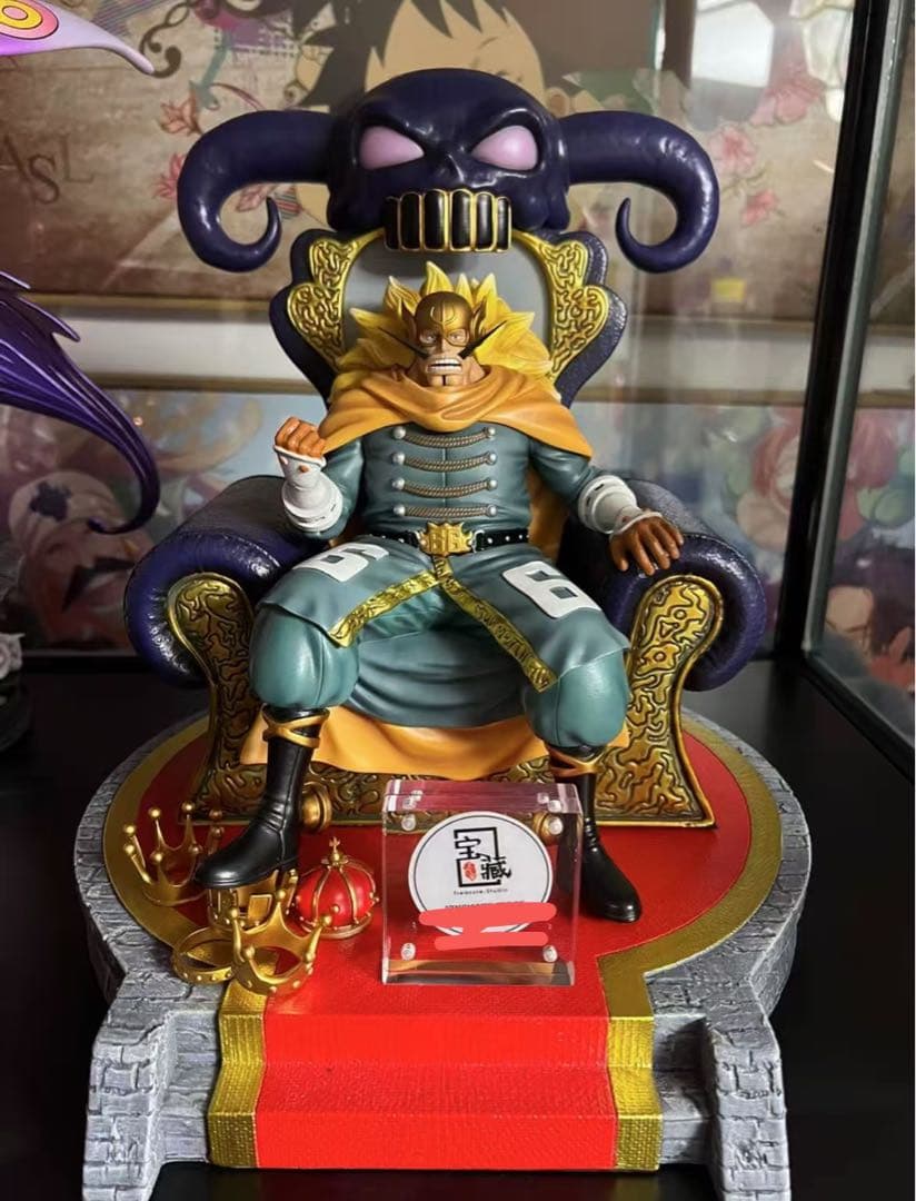 ワンピース ヴィンスモーク·ジャッジ ガレージキット ガレキ スタチュー①