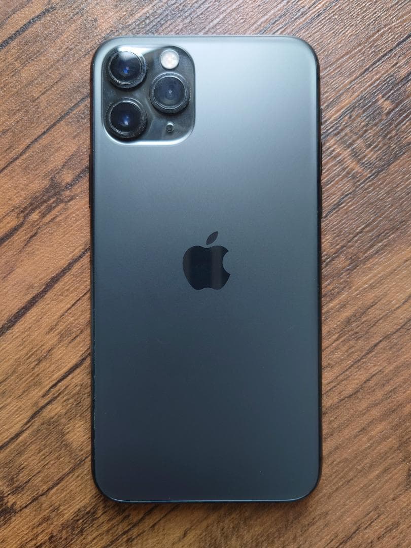 iPhone11Pro 256GB ※リアカメラ微不良品