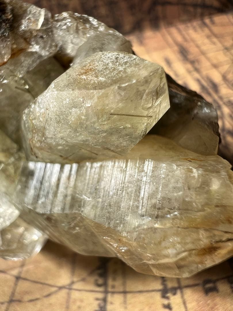 龍脈の精髄 ― 国産ブラックルチル⭐︎針水晶