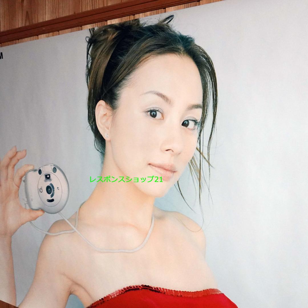 【実使用・超大型ポスター】米倉涼子　富士フィルム・ネクシアQ1　B0　ピン穴あり