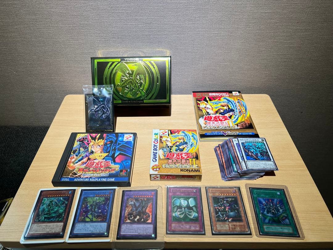 遊戯王　初期引退品　ブルーアイズホワイトドラゴン