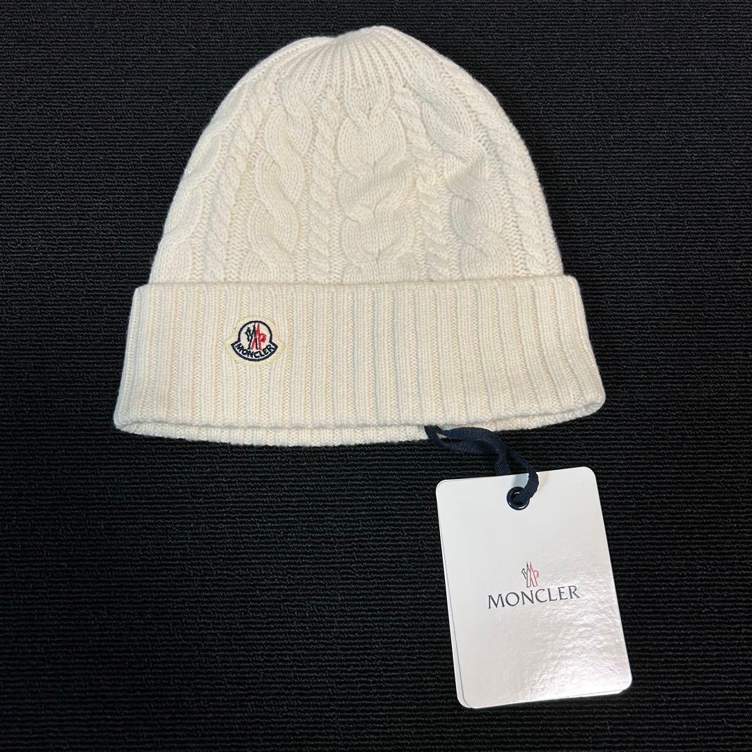 【新品未使用タグ付き】モンクレールニット帽