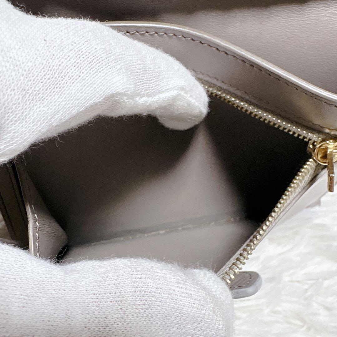 ♡美品♡セリーヌ 二つ折り財布 ミディアム ストラップ ウォレット ロゴ グレー