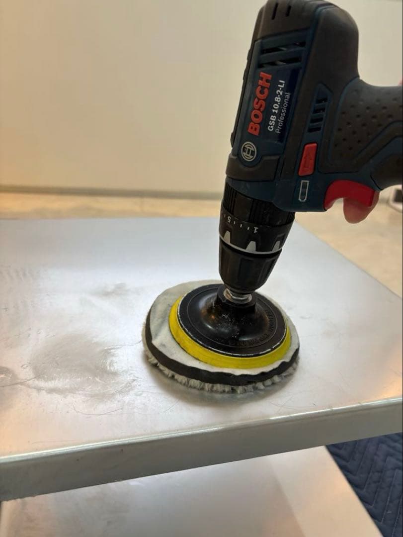 無印良品良品アルミサイドテーブル　435㍉×435㍉高さ370㍉（キャスター含）