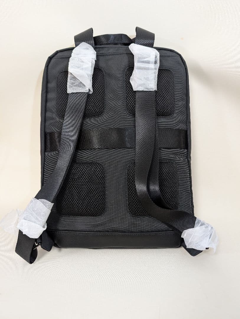 MOLESKINE ビジネスリュック 15インチPC収納