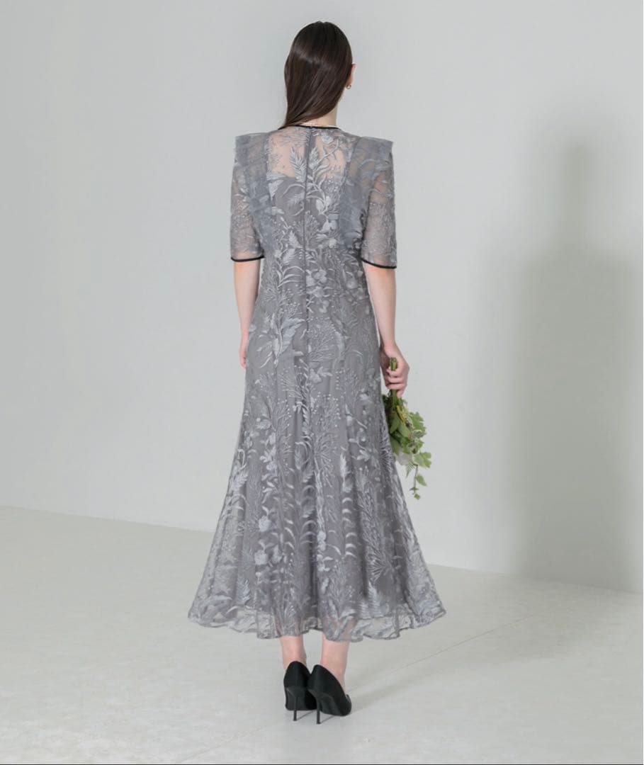 Leja レジャ 刺繍レース配色パイピングショルダーフリルドレス　S 結婚式