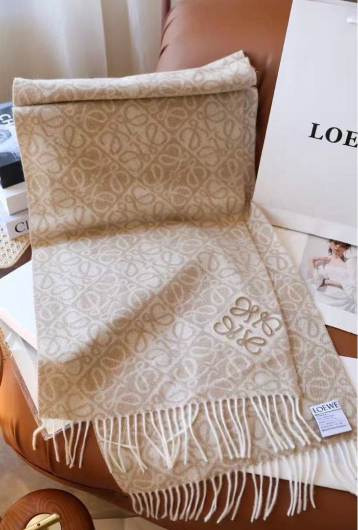 LOEWE ロエベ　マフラー ベージュ 箱あり