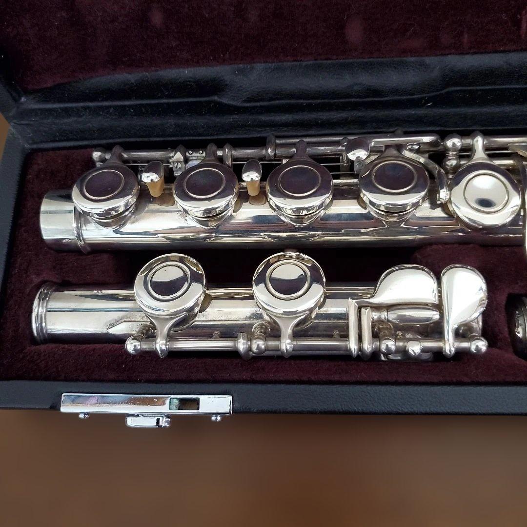 ヤマハフルート　YFL211 　吹奏楽