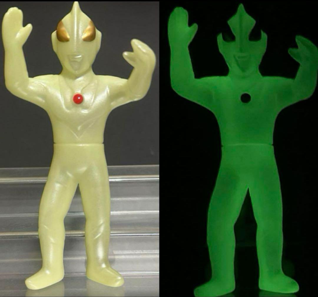 【激レア】ブルマァクソフビ　ニセウルトラマン　畜光ver. 入手困難