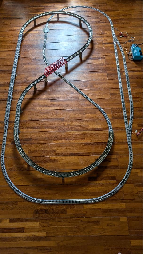 KATO単線立体線路(103系4両付き)