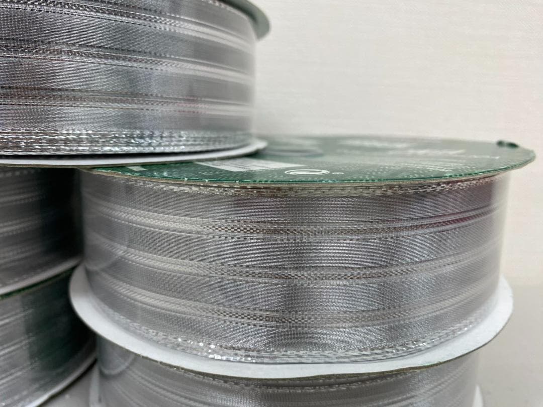 未使用品 KS ワイヤーエッジリボン 幅3.8cm 長さ45.7m 銀色コストコ