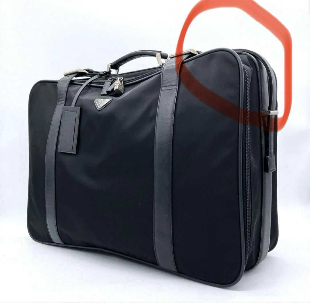 【PRADA】キャリーケース　旅行鞄　三角ロゴプレート　ナイロン　ブラック