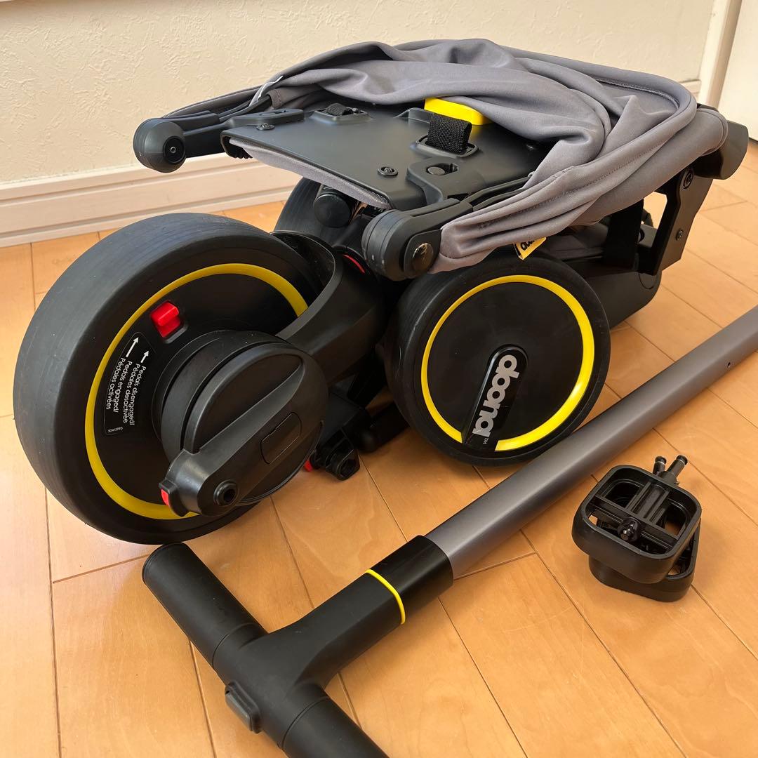 doona Liki Trike リキトライク 折りたたみ 三輪車グレイハウンド