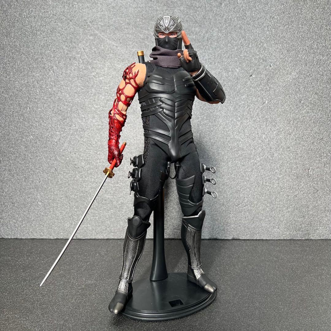 Swtoys 1/6 忍者 ハヤブサ風　可動フィギュア　別素体・衣装付き