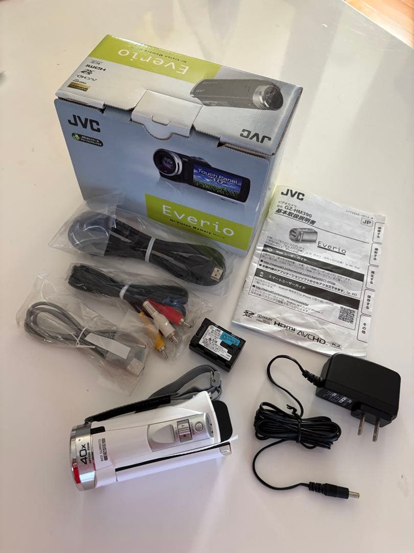 JVCエブリオ　GZ-HM390-W
