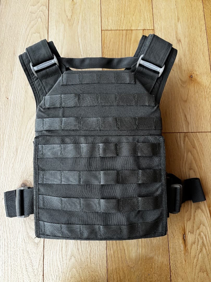 DAIAMOND BACK TACTICAL 　プレートキャリア