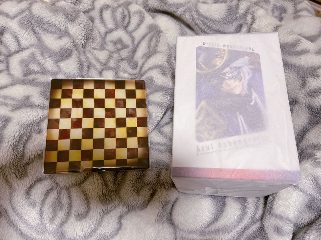 アズール・アーシェングロット グロリアスマスカレード衣装 フィギュア