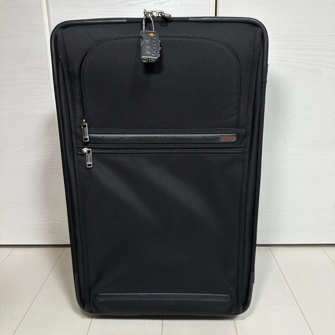 TUMI トゥミナイロン カーフ レザー キャリーケース　ビジネスかばん