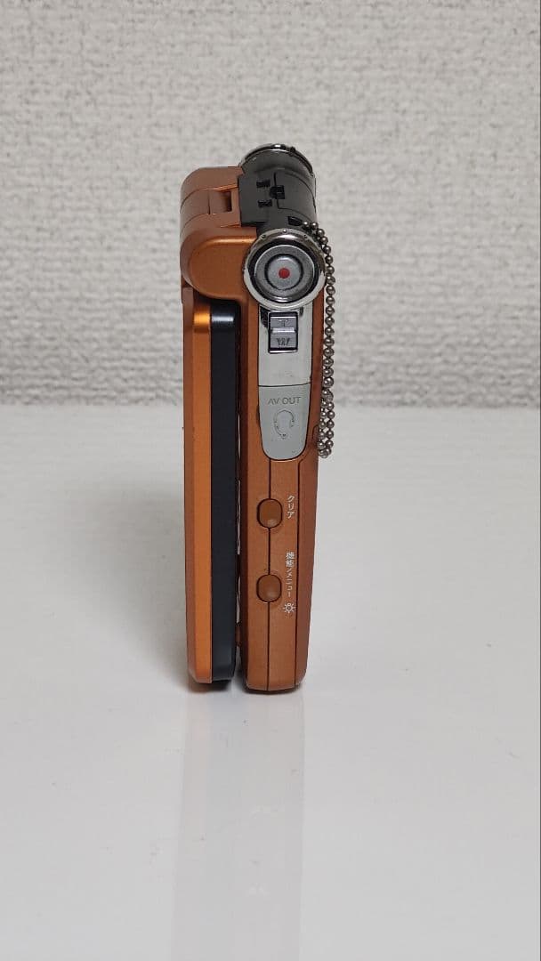 レア docomo P900iV オレンジ 通電OK 動作品 ガラケー 本体