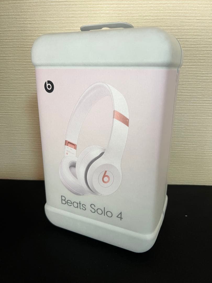 【新品未開封】　Beats Solo 4 ワイヤレスヘッドホン クラウドピンク