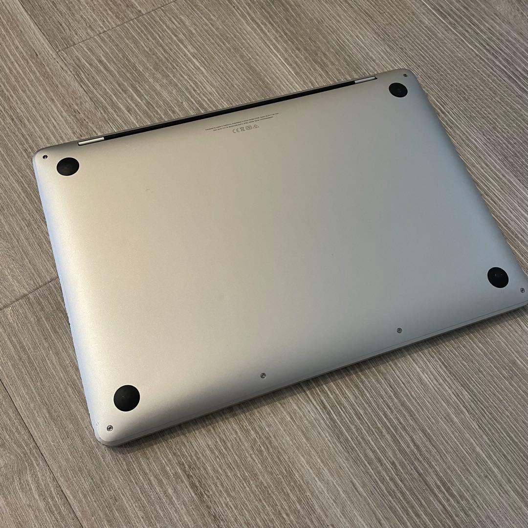 Apple MacBook Pro 13インチ シルバー