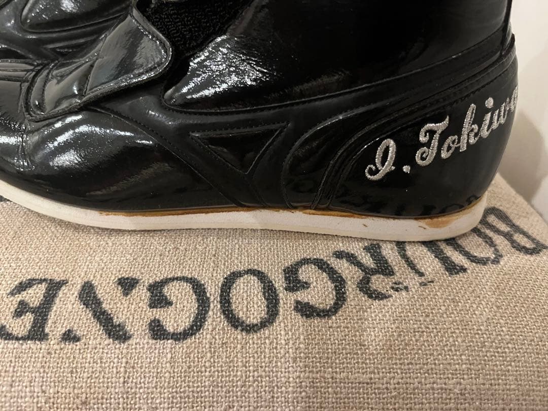 【美品】Mizuno ボクシングシューズ ブラック/ゴールド　ミズノ