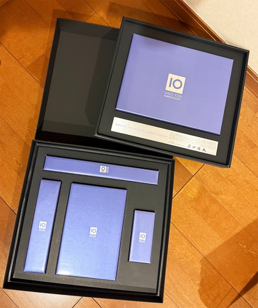 VAIO ノート type T 10th記念モデル